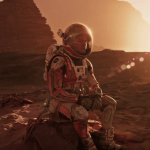 “Marslı” filminin yeni fragmanında Matt Damon’ı Mars’ta işe koyulurken izliyoruz