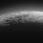 Pluton Bulutlu Bir Gökyüzüne Sahip Olabilir!