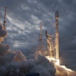 Elon Musk’ın Falcon 9’u, 11.925 İnternet Uydusundan İlkini Fırlattı