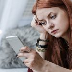 Kızların Sosyal Medyayı Çok Erken Yaşta Kullanması, Endişe Verici Sonuçlarla Bağlantılı