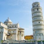 Pisa Kulesinin Eğimli Olmasının Sebebi İle Ayakta Durmasının Sebebi Aynı