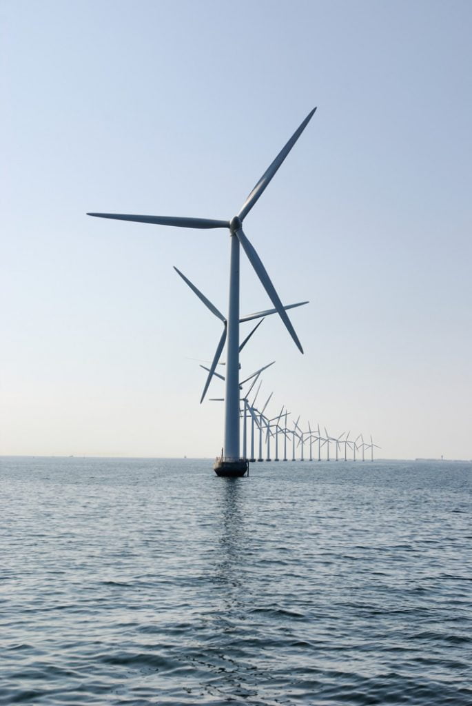 Danimarka, Kuzey Kutup Dairesinin rüzgar avantajını enerji üretimi için kullanıyor.