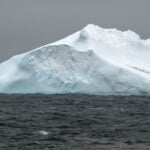 Hareket Halindeki Buz Tabakaları: Kuzey ve Güney Kutbu Birbirine Bağlı