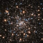 Hubble, Ufak Bir Kara Delik Kümesini Ortaya Çıkardı