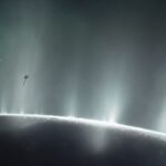 Satürn’ün Uydusu Enceladus’ta Metan Bulutları: Olası Yaşam İşareti mi?