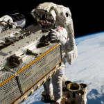 Uluslararası Uzay İstasyonu’nun Daha Kirli Olması mı Gerekiyor?